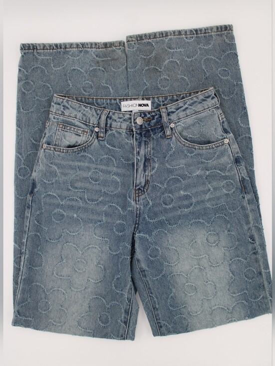 Fashion Nova Denim - Fashion Nova Flower Power Jacquard Wide Leg Jeans Size 3